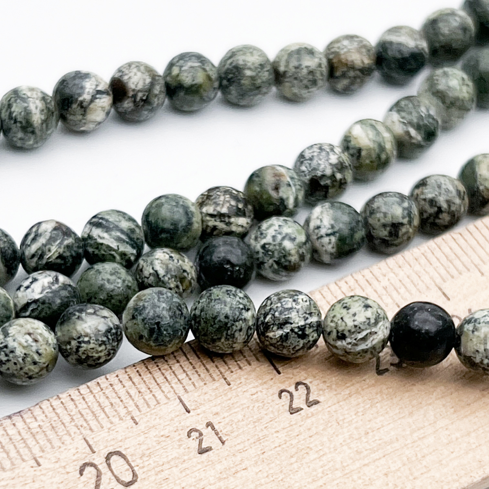 Змеевик бусины (серпентинит), диаметр около 6,2-6,3 мм, цена за 31-32 шт (1/2 нити)