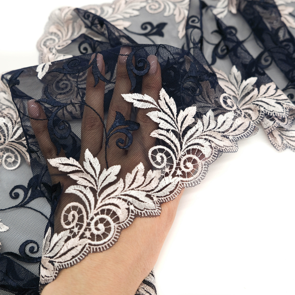 Вышивка на сетке Adeline СИНИЙ/ПУДРА, 21,5см