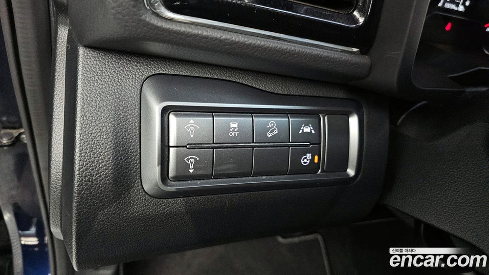 KG Mobility (Ssangyong) Very New Tivoli Бензин 1.5 2WD (05.2020)