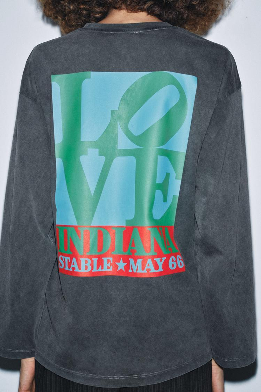 ZARA ФУТБОЛКА С ДЛИННЫМИ РУКАВАМИ С ЭФФЕКТОМ ПОТЕРТОСТИ, АНТРАЦИТОВО-СЕРЫЙ