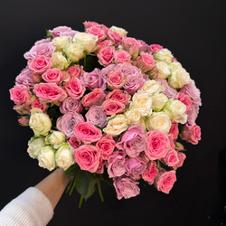 Монобукет из 21 кустовой розы