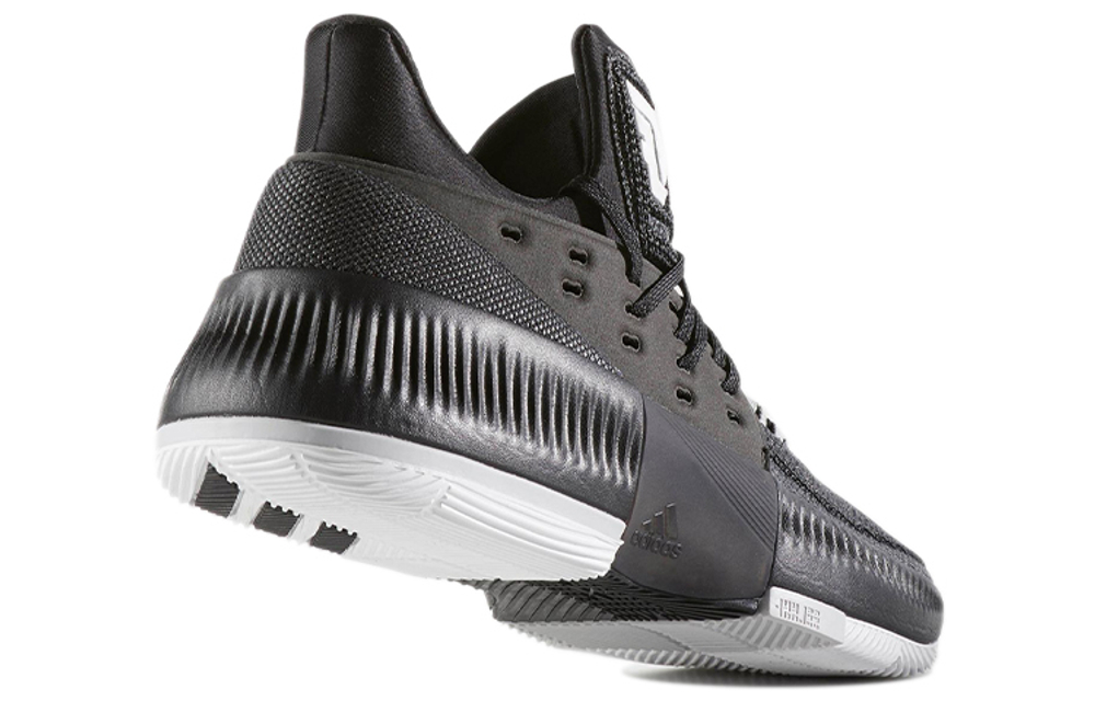 Кроссовки Adidas D Lillard 3