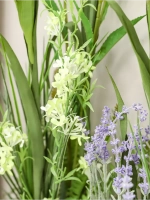 Напольная композиция из искусственных растений и цветов