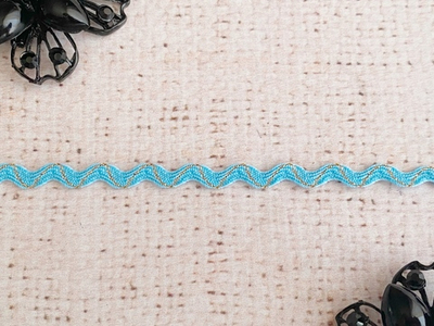 Тесьма "Вьюнок" люрекс золото, ш. 4-5 мм, пр-во Россия