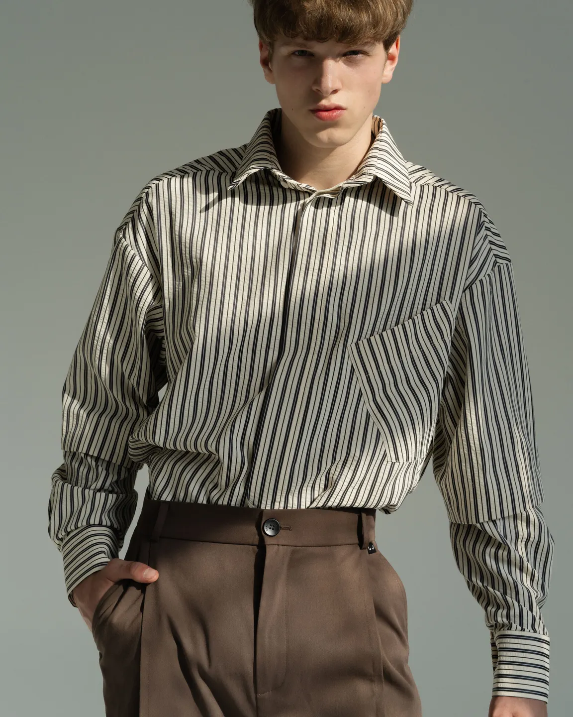 Черная рубашка 