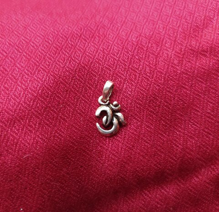 Кулон Ом, серебро, 1 см