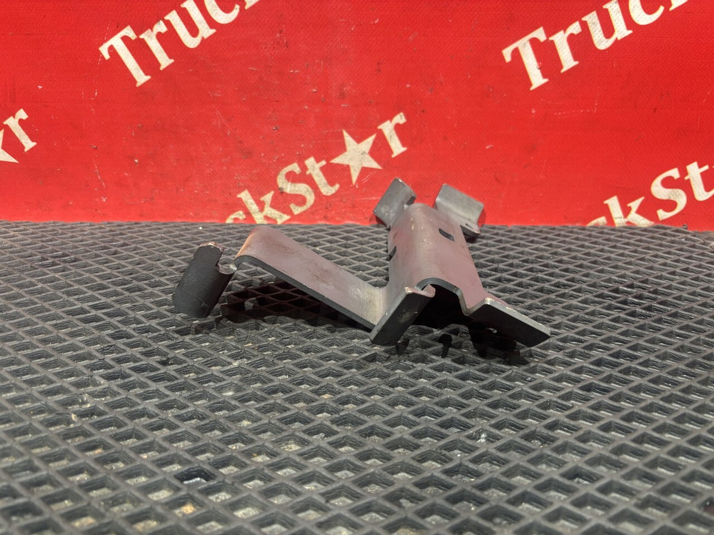 Кронштейн проводки