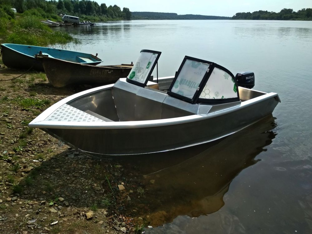 Алюминиевая лодка BESTER 390DC