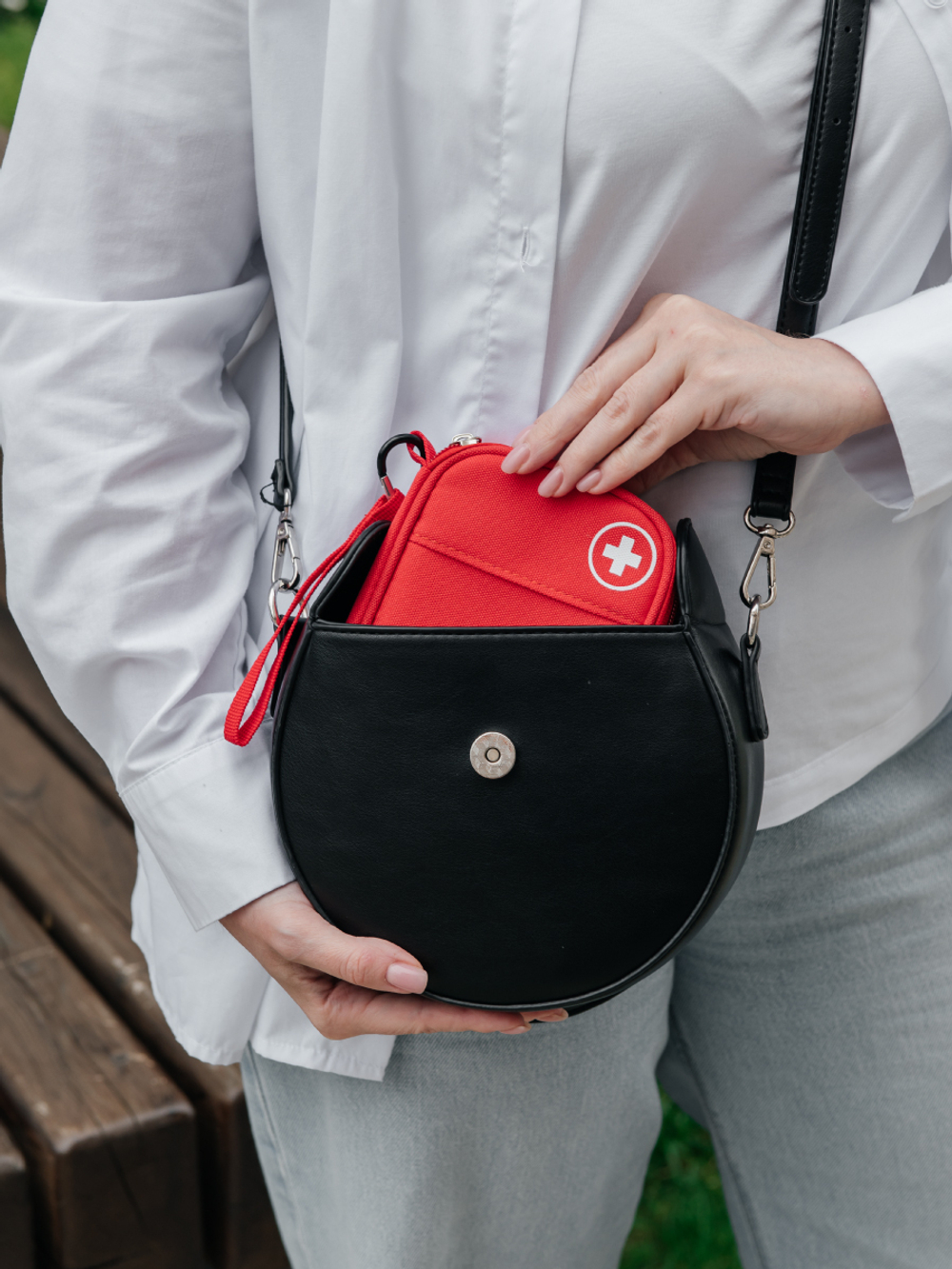 Аптечка карманная 14х11х3 (красная)