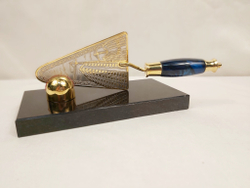 Подарок строителю " Сувенирный мастерок" малый на камне