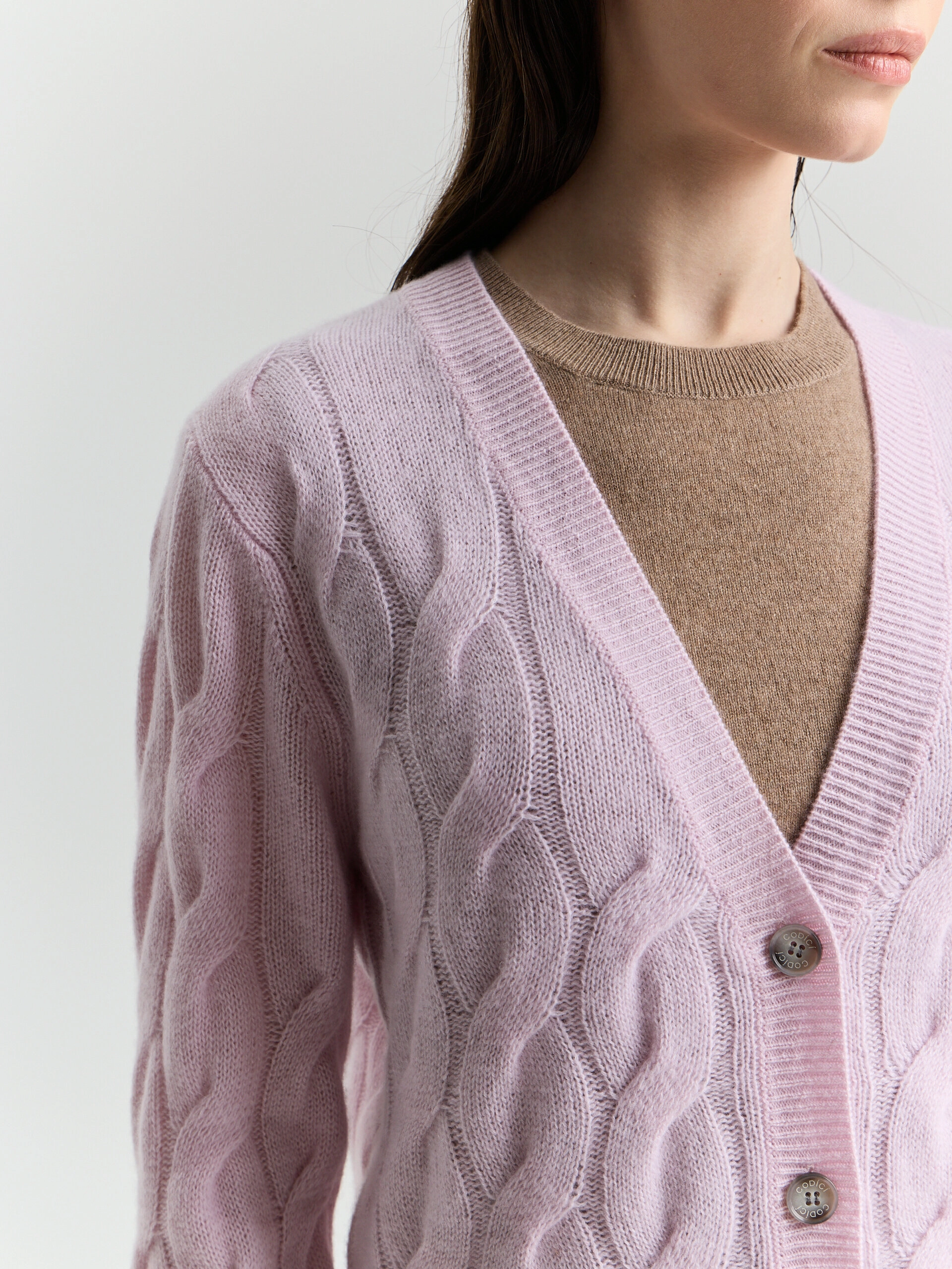 Кашемировый кардиган с косами