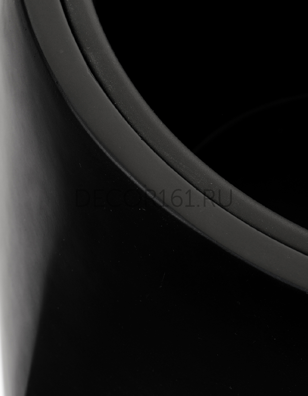 Кашпо TREEZ Effectory Crystal Многогранник Антрацит ш-59x53, в-61 см 41.33-08-23-090-BLCK-59
