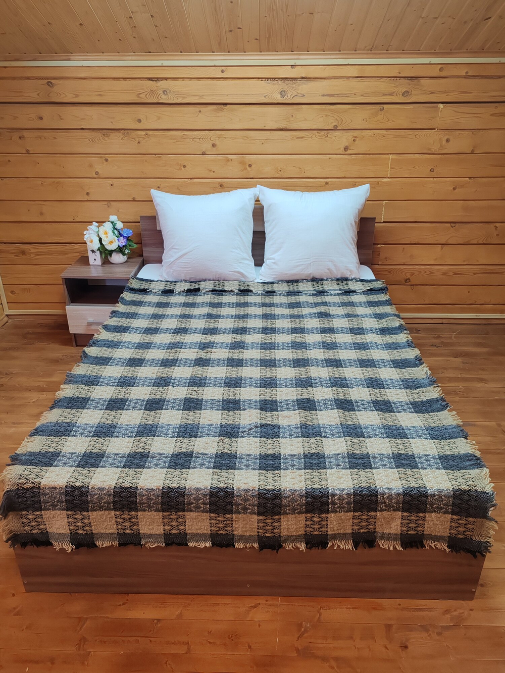 Плед для кровати и дивана в клетку 150 х 210 см, коричневый