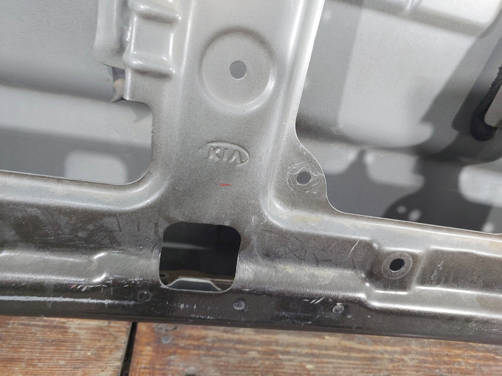 Крышка багажника Kia Carens 2 (UN) 06-12 Б/У Оригинал 737001D040