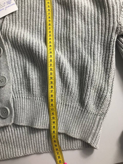 Кардиган Stradivarius с крупными пуговицами, маркировка S, визуально на 44 размер