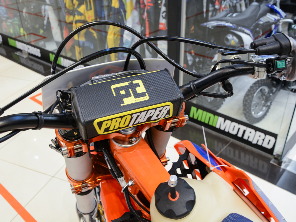Мотоцикл кроссовый Hasky F6 Enduro 250СС 21/18