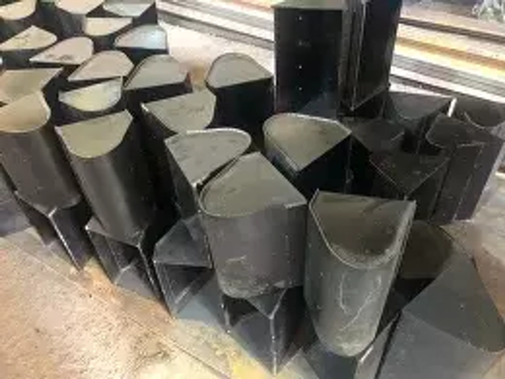 Ковш элеватора горячих материалов 4003614870