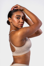 Топ Medium-Support Sports Bra TOTALLY SEAMLESS 305 Кремовый