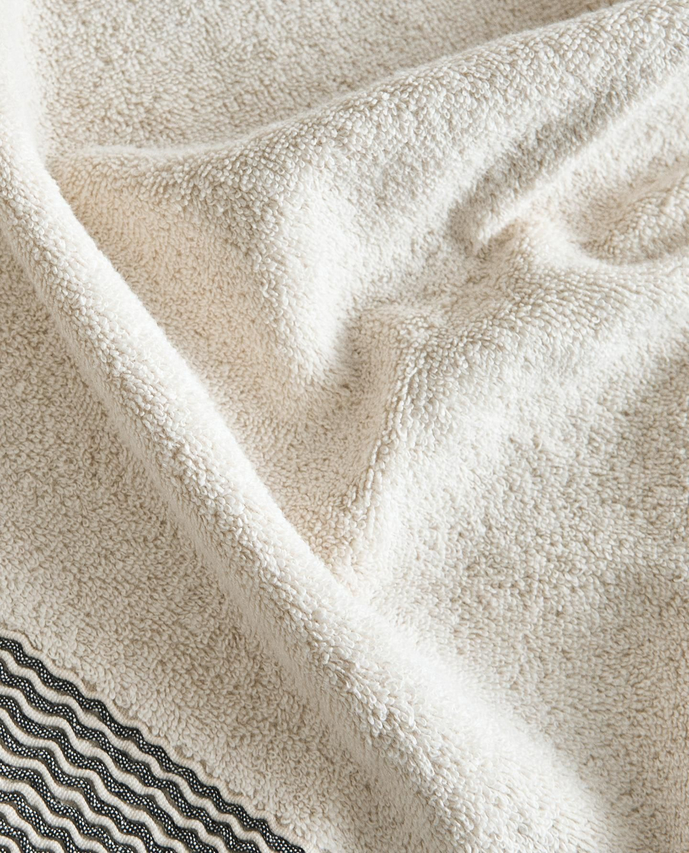 Zara Home - Хлопковое банное полотенце с оборками, бежевый, 90х150 см