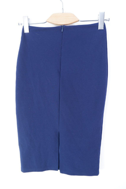 Юбка лаконичная 40 размер