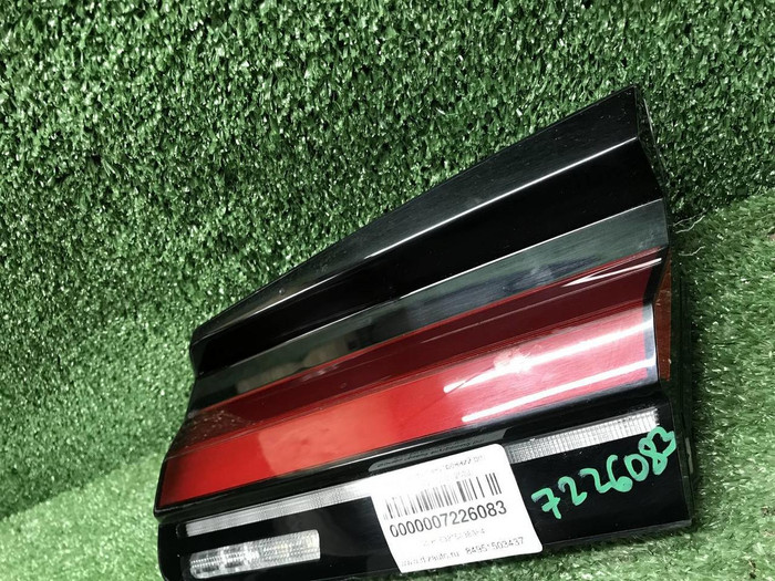 Фонарь правый внутренний BMW 5er G30 (2020-2023)