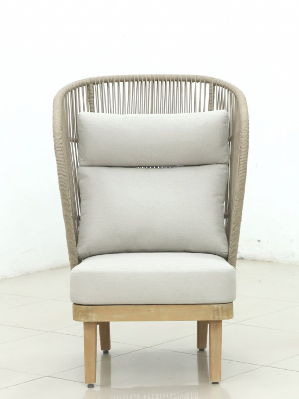 Лаунж-кресло плетеное с высокой спинкой Tagliamento Mali, натуральный