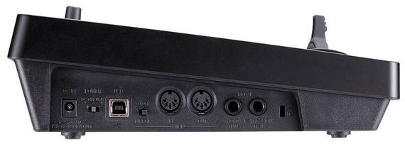 ROLAND A-300PRO миди клавиатура 32 клавиши, скорость нажатия и послекасание