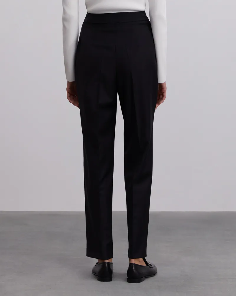 Брюки из шерсти зауженные к низу