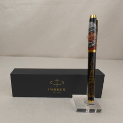 Ручка Parker с ручной росписью Палех "Юрий Гагарин" в коробке