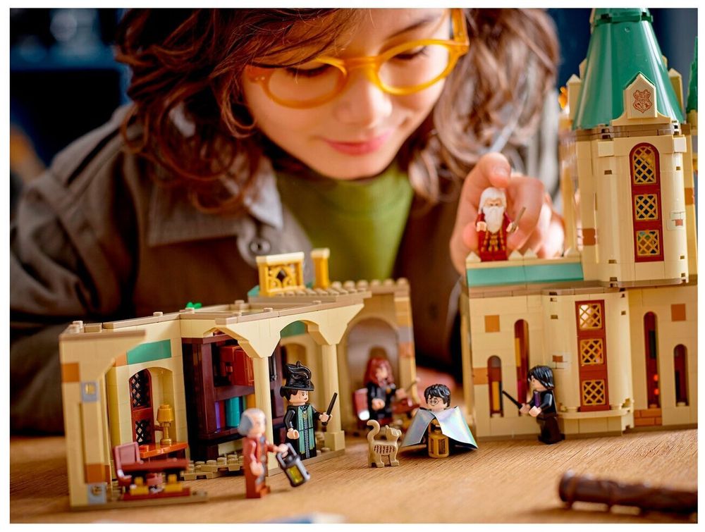 Конструктор LEGO Harry Potter 76402 Хогвартс: кабинет Дамблдора