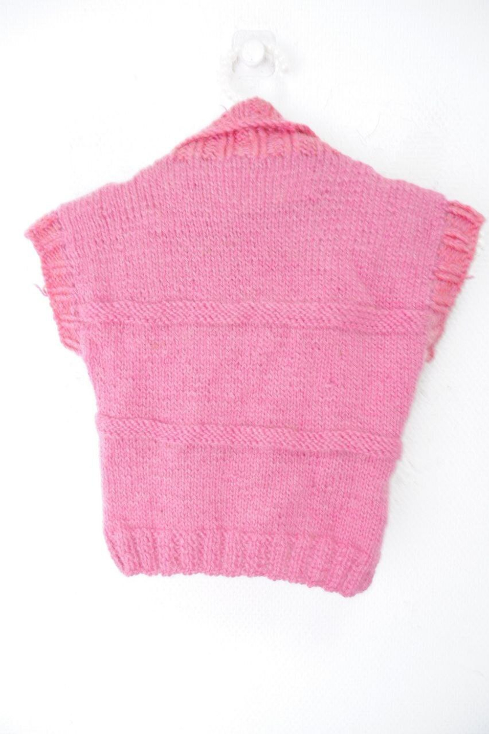 Безрукавка вязаная на 2-3 года