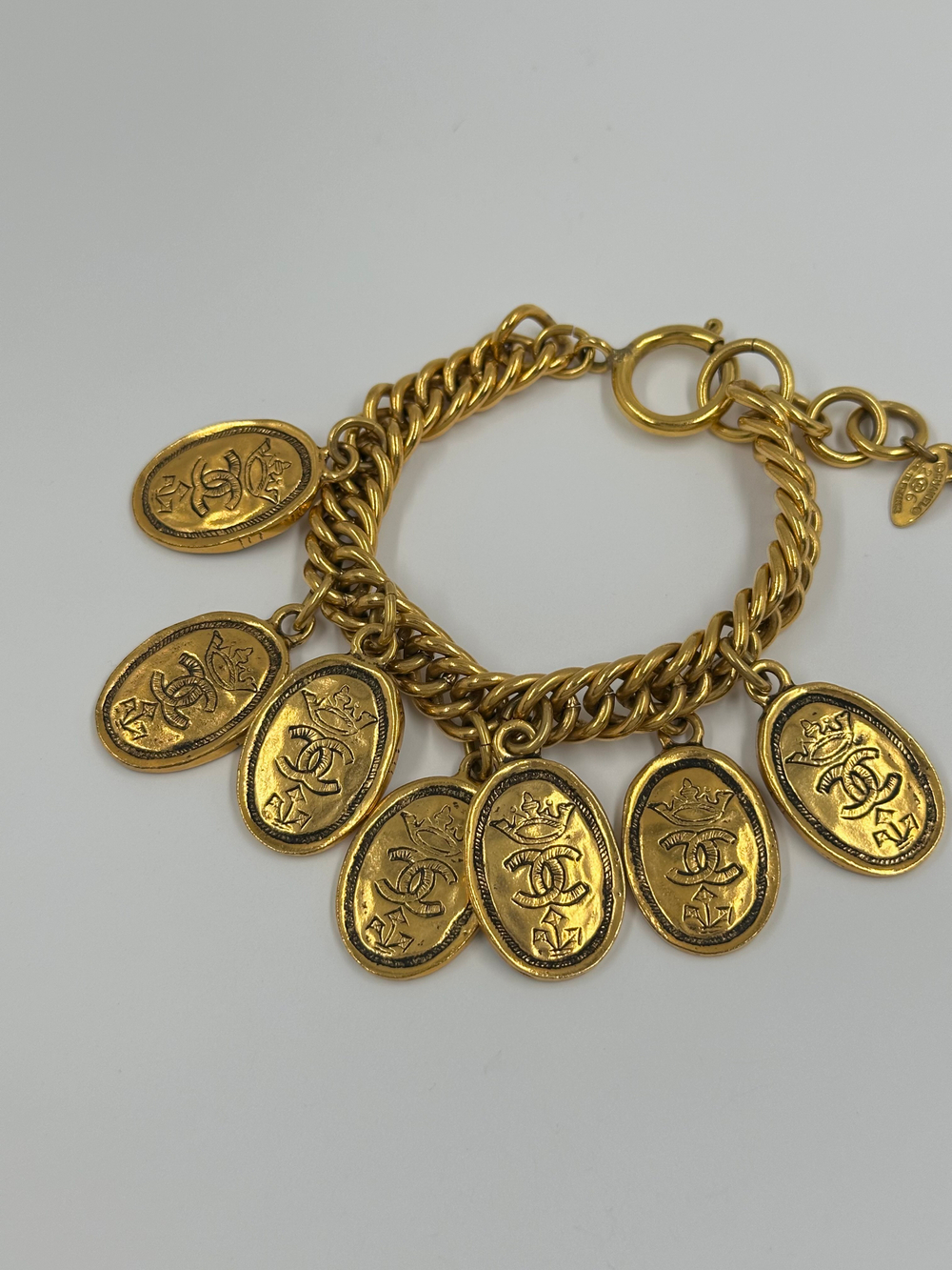 Браслет с подвесками Chanel