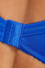 Бюстгальтер Pamela с мягкими сетчатыми чашками с вышивкой (Размер: 70F) (Цвет: изумрудный)