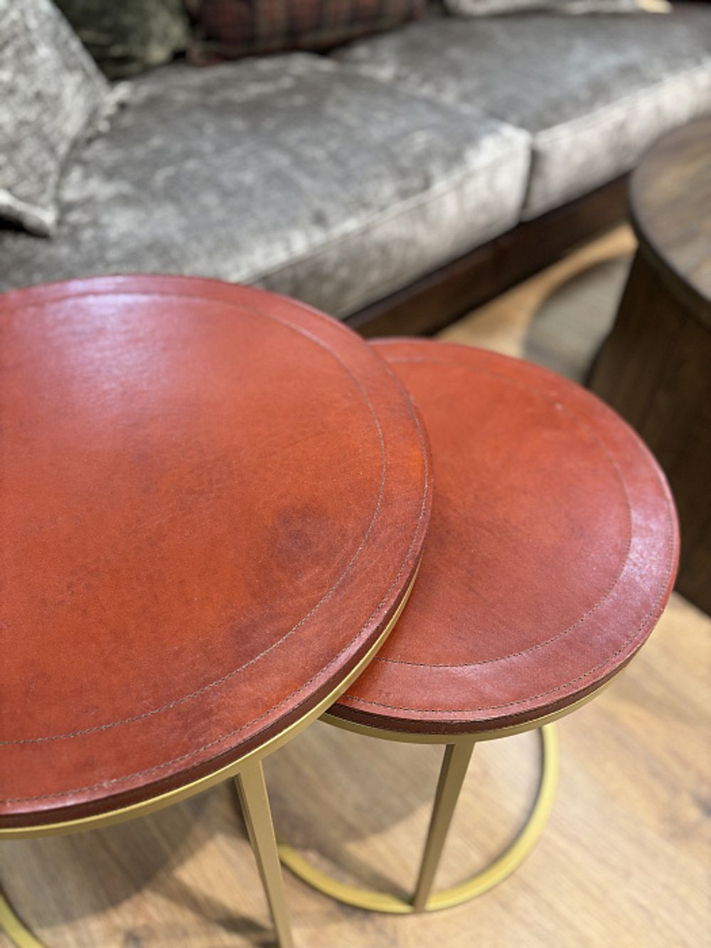 Комплект из 2-х журнальных столиков