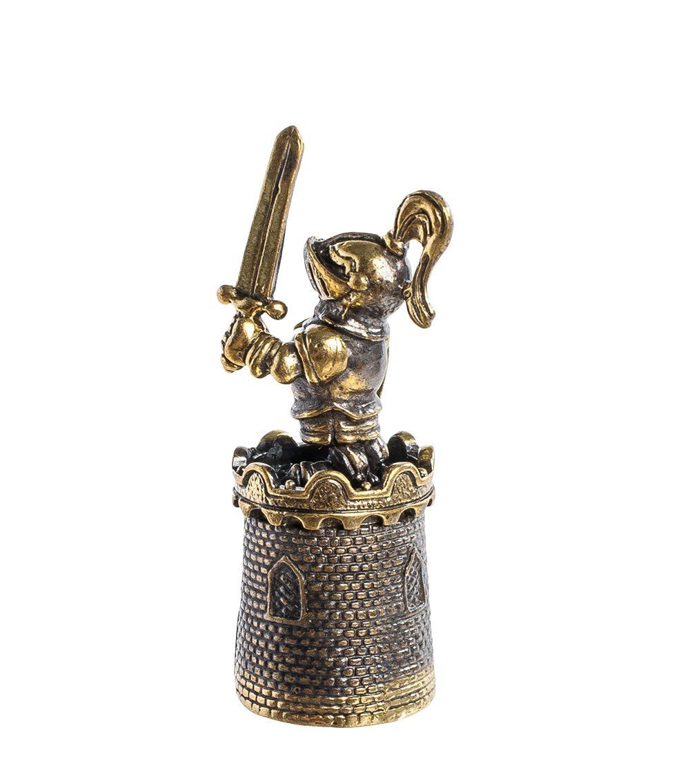 AM- 630 Наперсток «Рыцарь» (латунь)