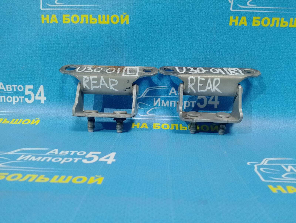 Петля багажника NISSAN PRESAGE 1998-2003