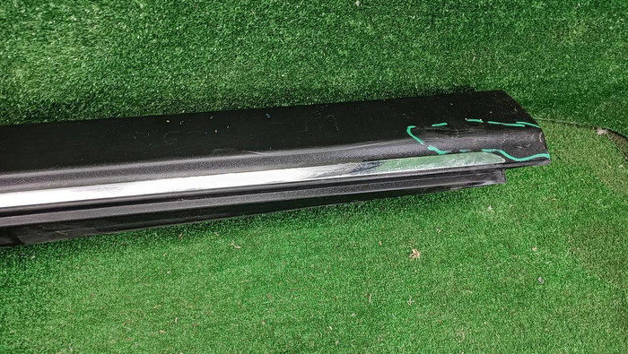 Накладка порога правая Mercedes ML GLE W166 (2011-2018)