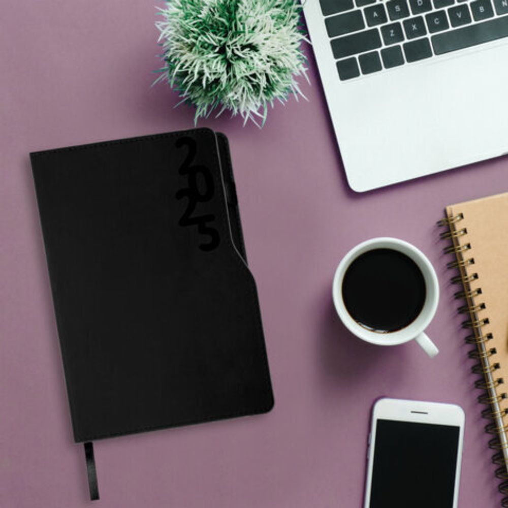 Ежедневник датированный 2025, А5, 150x213 мм, BRAUBERG "Up", под кожу, софт-тач, держатель для ручки, черный, 115840