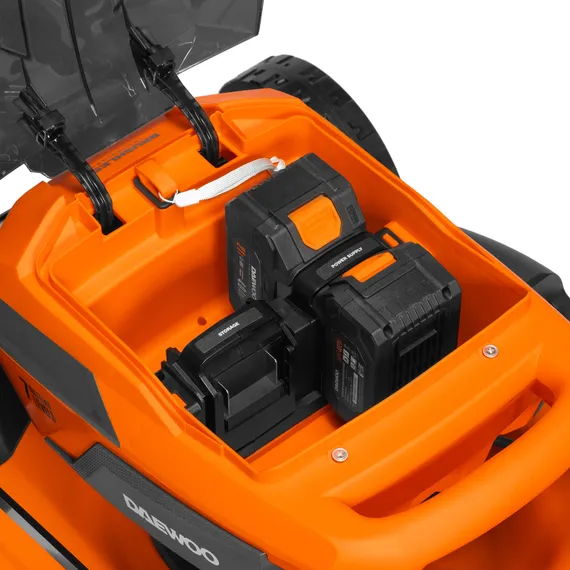 Газонокосилка аккумуляторная самоходная DAEWOO DLM 5042Li SET