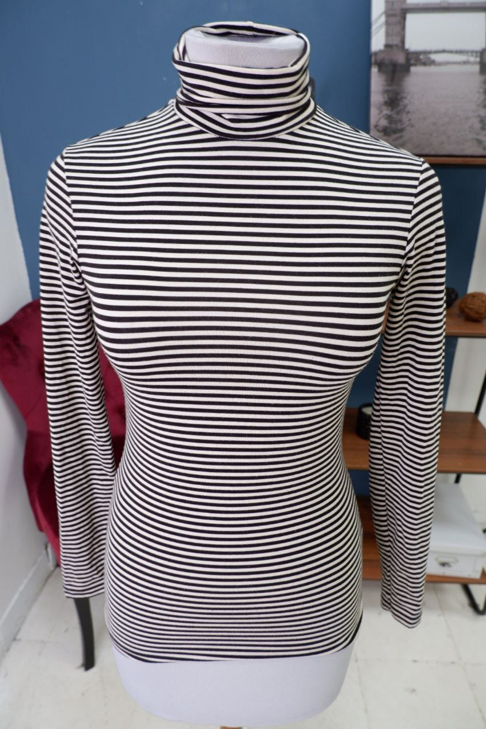 Водолазка Uniqlo в полоску 42 размер