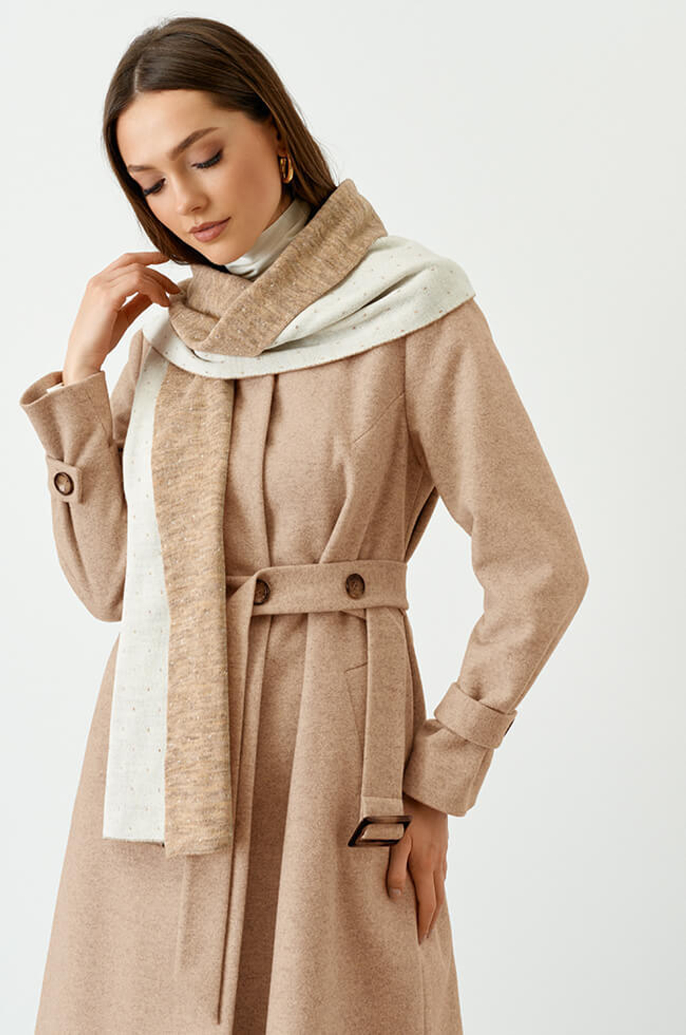 8352 Шарф женский (бежево-молочный)