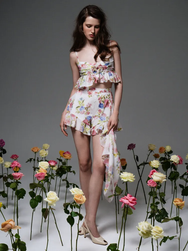 Уиллоу (Willow), топ из молочного батиста с цветочным принтом, с розой