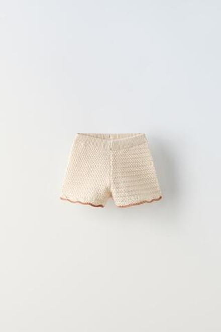 ZARA ТРИКОТАЖНЫЕ ШОРТЫ, ЭКРЮ