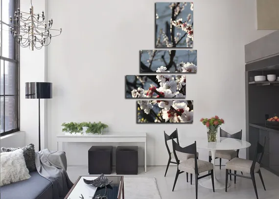 Модульная картина "Цветение абрикоса"