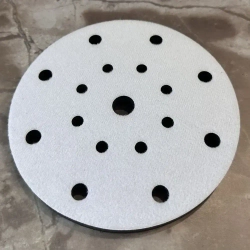 Защитная прокладка для шлифовальной подошвы 150 мм, 16 отверстий, толщина 10 мм.