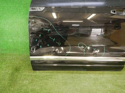 Дверь передняя левая VW Touareg 3 (2018-2023)