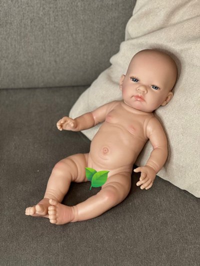 Кукла Nines виниловая 45см, без одежды в пакете (6820W1)