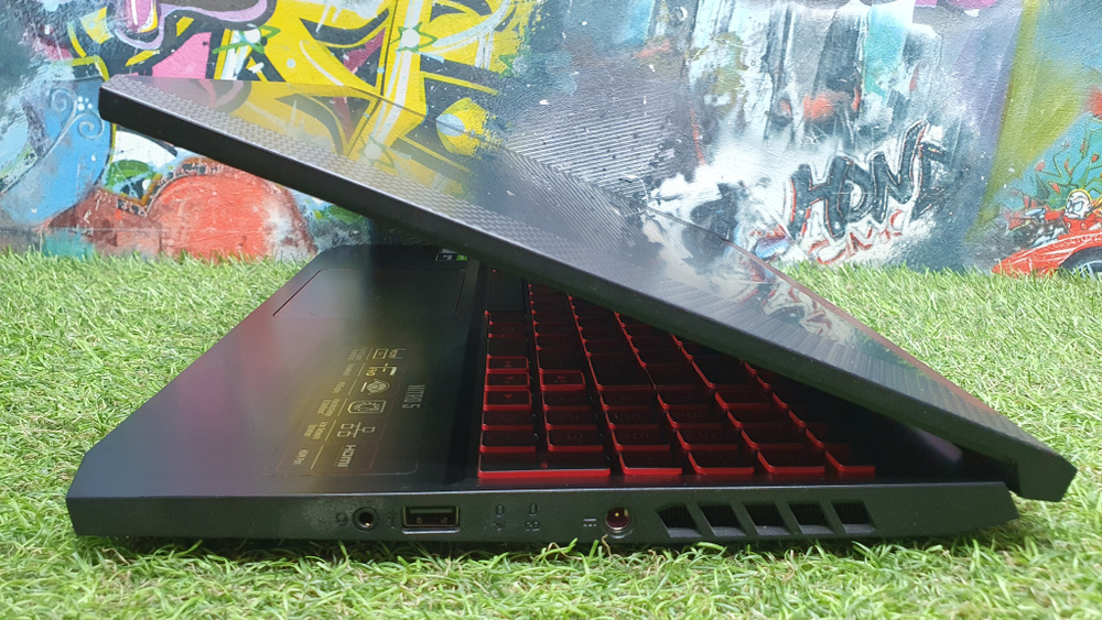 Игровой Acer i7-9/8Gb/GTX1650 4Gb/FHD/ Nitro 5 AN515-54-72GJ [nh.q59er.023]/Windows 10