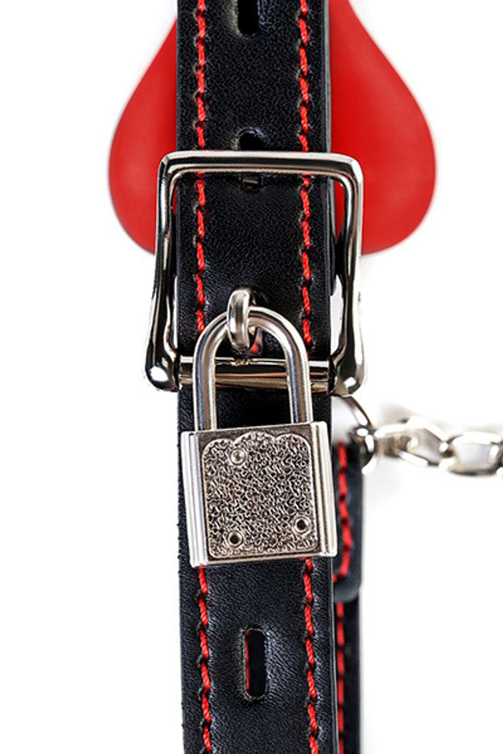 Красный кляп-трензель 12см в виде косточки с зажимами для сосков ToyFa Theatre 708027