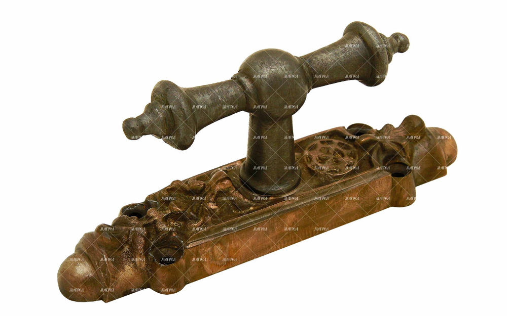 Оконная ручка штопор на коробочке